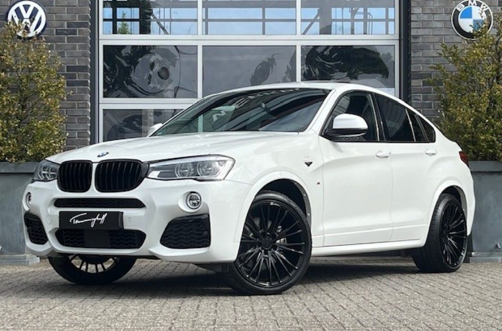BMW X4 M40I M-SPORT – HIGH EXE. – SCH./KANT.DAK – 21 INCH