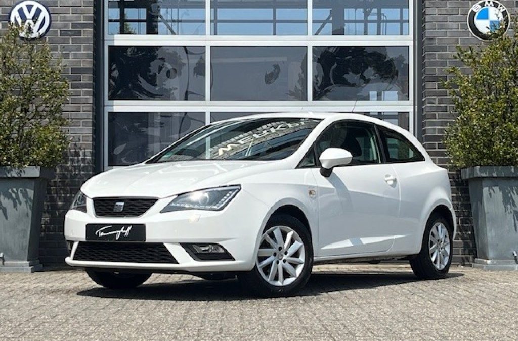 SEAT IBIZA 1.2 STYLE 3DRS. CLIMA – NAVI – 15 INCH