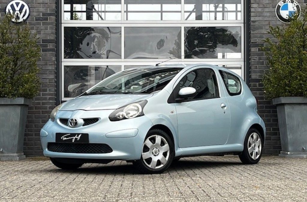 TOYOTA AYGO 1.0-12V + 3DRS. AIRCO – EL. RAMEN – RADIO CD ORG. NL