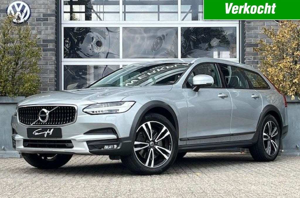 VOLVO V90 CROSS COUNTRY 2.0 D4 AWD PRO – LEDER – LED KOPLAMPEN – 19 INCH