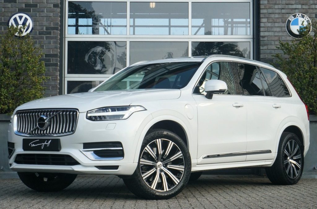 VOLVO XC90 2.0 T8 AWD INSCRIPTION – 7-PERS. – PANO – LEDER