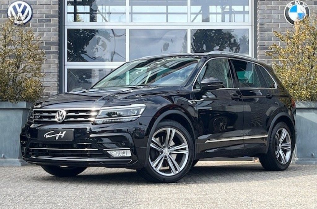 VOLKSWAGEN TIGUAN 2.0 TSI 4M. R-LINE – LEDER – AFN. TREKH. – ORG. NL.