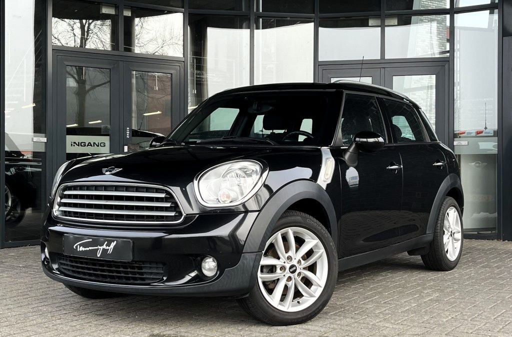 MINI COUNTRYMAN 1.6 COOPER AIRCO – STOELVERW. – 17 INCH