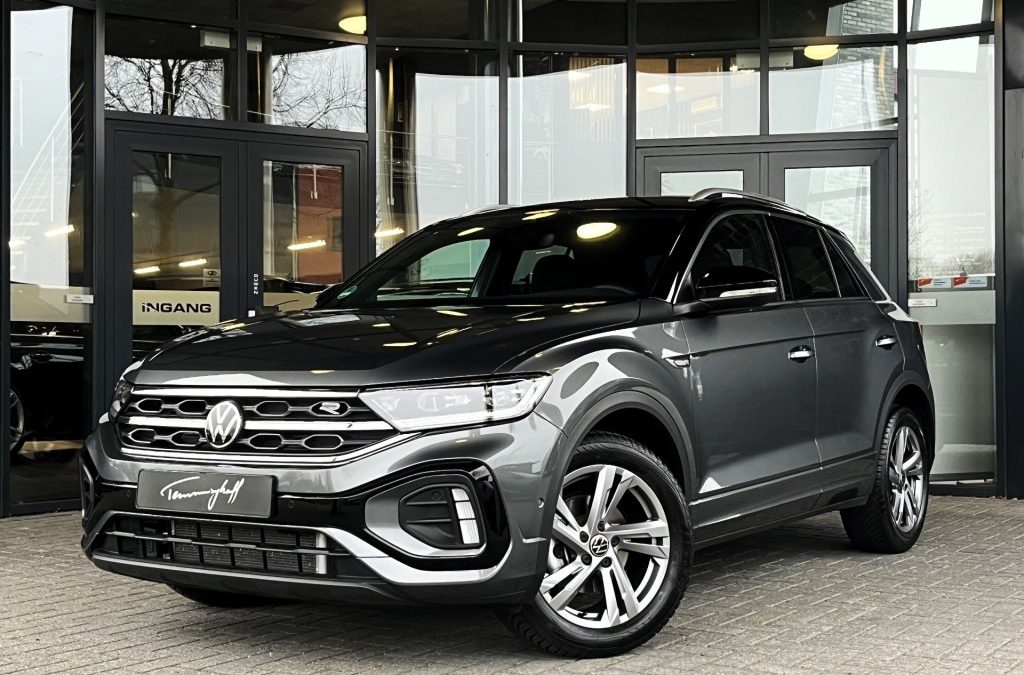 VOLKSWAGEN T-ROC 1.5 TSi DSG R-LINE – AFN. TREKH. – CAMERA – IQ