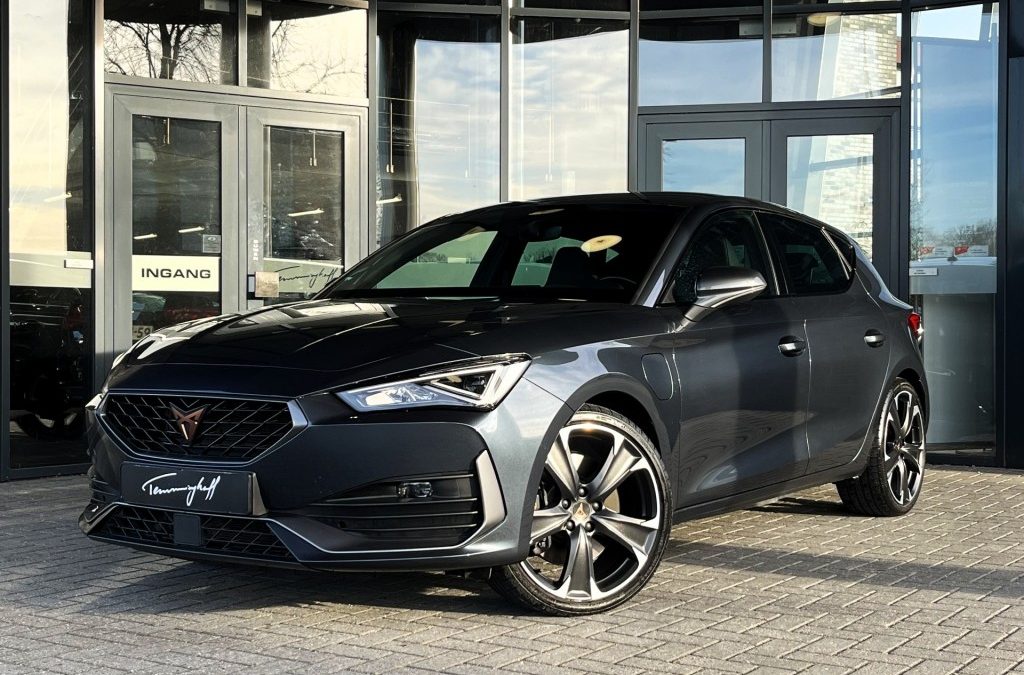 CUPRA LEON 1.4 E-HYBRID VZ 245PK – STOELV. – 19 INCH