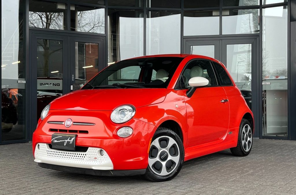 FIAT 500E E 24KWH CALIFORNIA – LEDER