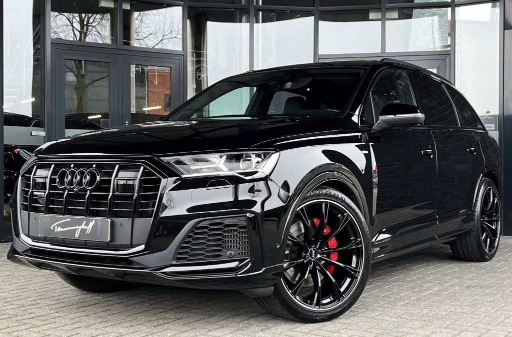 AUDI Q7 55 TFSI Q S-LINE COMPETITION PLUS – 7-PERS. – TREKH. – 22 INCH ABT