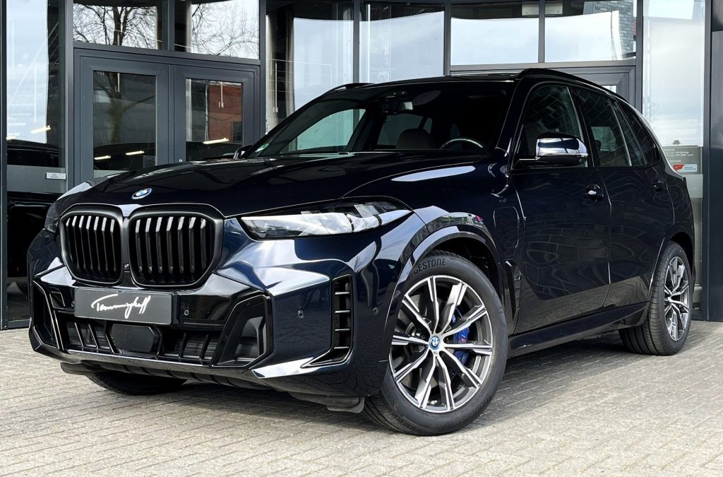 BMW X5 XDRIVE50E M-SPORT – PANO – SKY LOUNGE – LUCHTV. – TREKH.