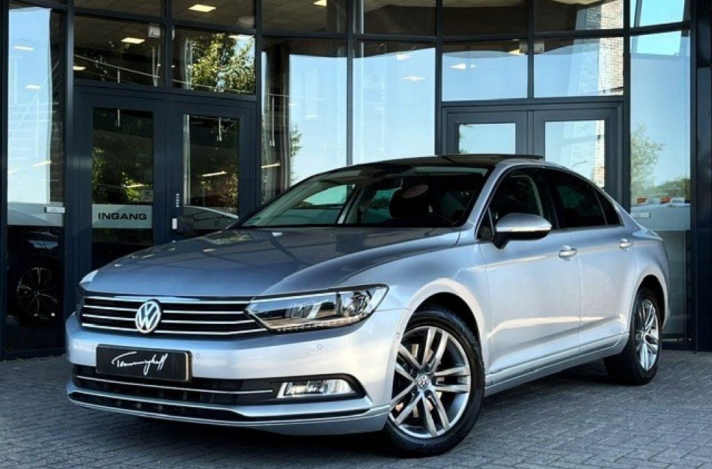 VOLKSWAGEN PASSAT 1.4 TSI ACT HIGHLINE – PANO – TREKH.