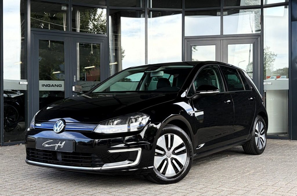 VOLKSWAGEN E-GOLF LEDER – NAVI – ORG. NL.