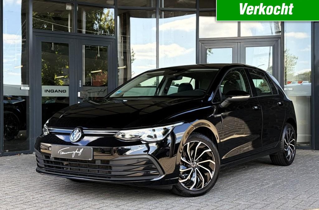 VOLKSWAGEN GOLF 1.5 TSI 5-DRS. – ORG. NL. – LED – STUURV – 17 INCH