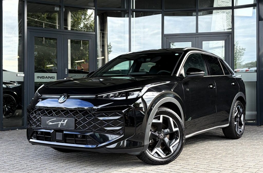 VOLKSWAGEN T-ROC 1.5 eTSI 110 KW – R-LINE – MATRIX IQ LIGHT – 18 INCH