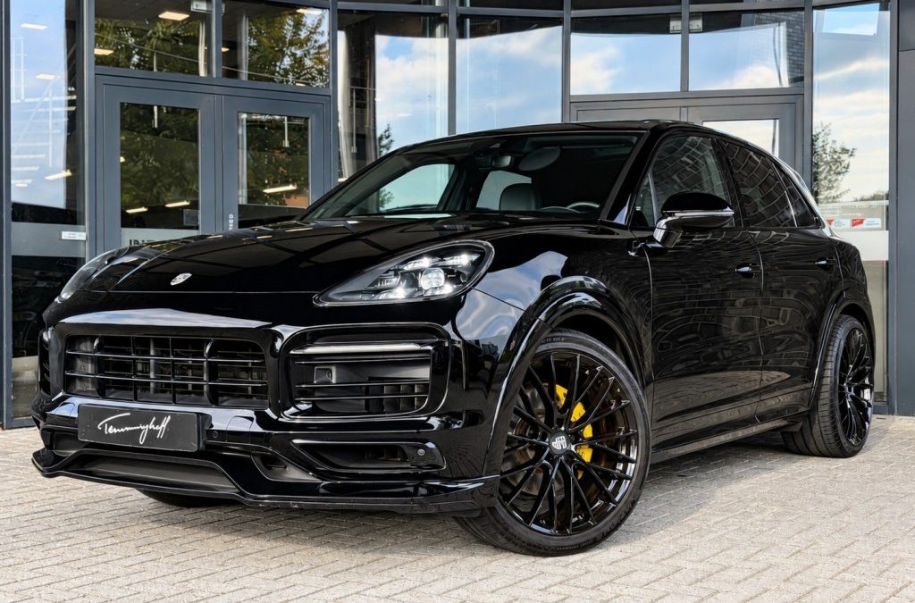 PORSCHE CAYENNE 3.0 E-HYBRID – ORG. NL. – TECHART – PANO – TREKH. – 22 INCH