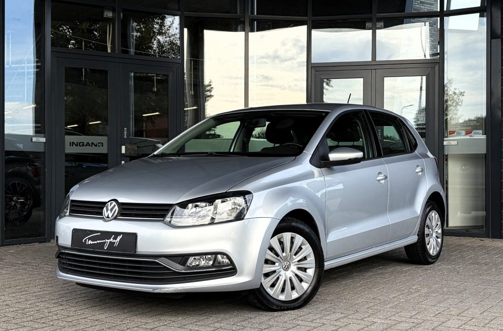 VOLKSWAGEN POLO 1.2 TSI COMF.LINE 5DRS AIRCO – CRUISE – TREKH. – 1 EIG. – ORG. NL
