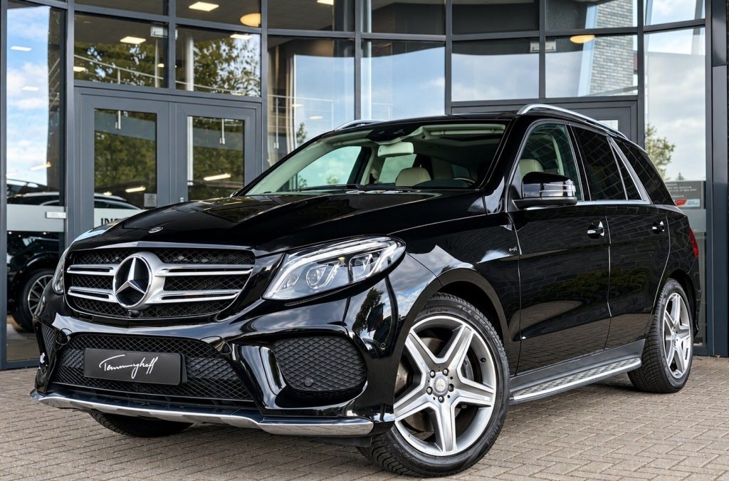 MERCEDES-BENZ GLE-KLASSE 400 4MATIC AMG LINE – ORG. NL. – PANO – 20 INCH