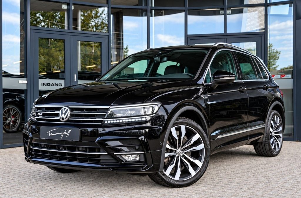VOLKSWAGEN TIGUAN 2.0 TSI 225PK – 4MOTION R-LINE LEDER – PANO – 20 INCH
